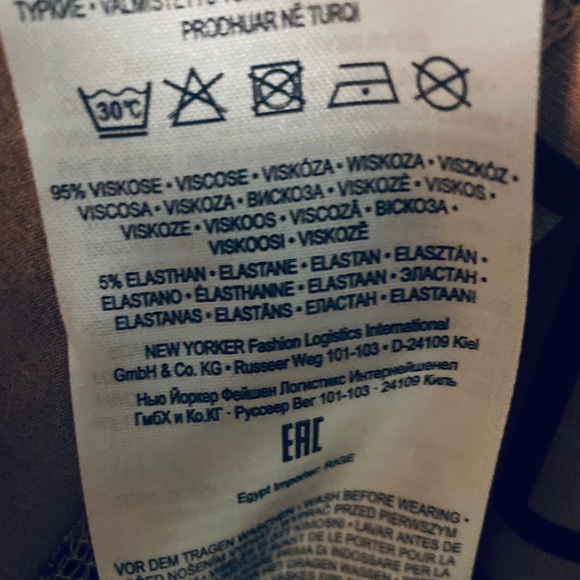 🏃🏽‍♀️ 2 for $25🏃‍♀️ brown dress with a pattern - Picture 5 of 6